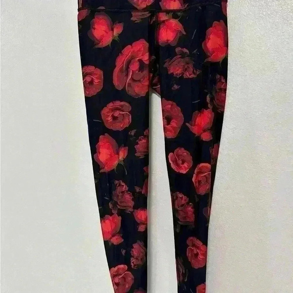 178. Victoria secret sports workout set - Picture 8 of 12